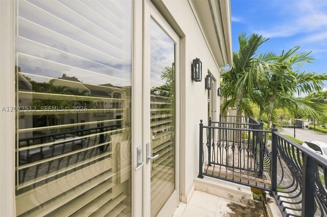 7541 SW 56th Ct 7541, Miami, FL 33143