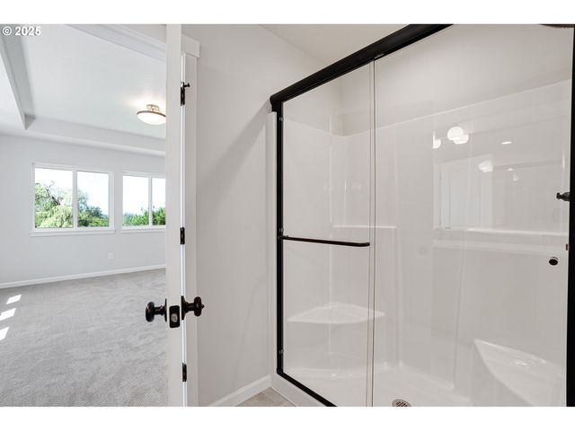 195 Se ACACIA Dr, Gresham, OR 97080