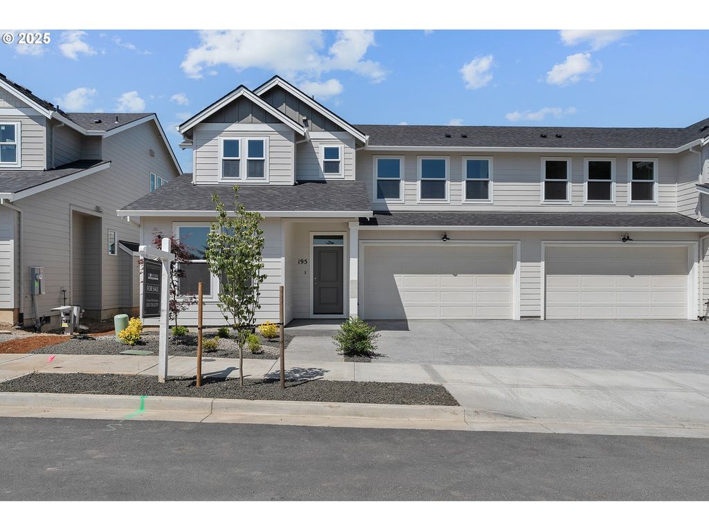 195 Se ACACIA Dr, Gresham, OR 97080