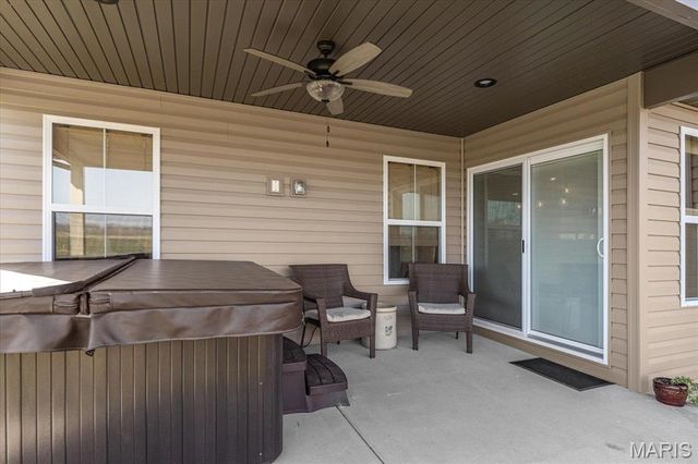 6 Traver Tine Circle, Millstadt, IL 62260