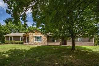 24650 Hospital Drive, Paola, KS 66071