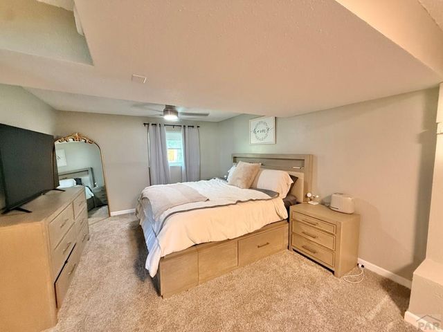 32 Apollo Lane, Pueblo, CO 81001