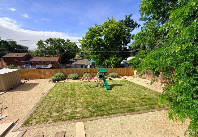32 Apollo Lane, Pueblo, CO 81001
