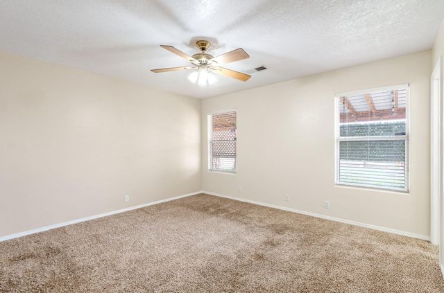 1261 Avenida Esplendida NW, Los Lunas, NM 87031