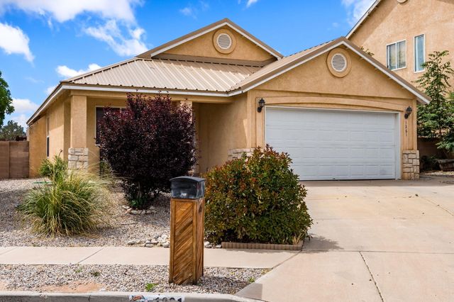 1261 Avenida Esplendida NW, Los Lunas, NM 87031