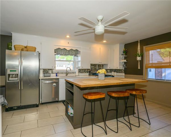 132 Garden Terrace, Nazareth Boro, PA 18064