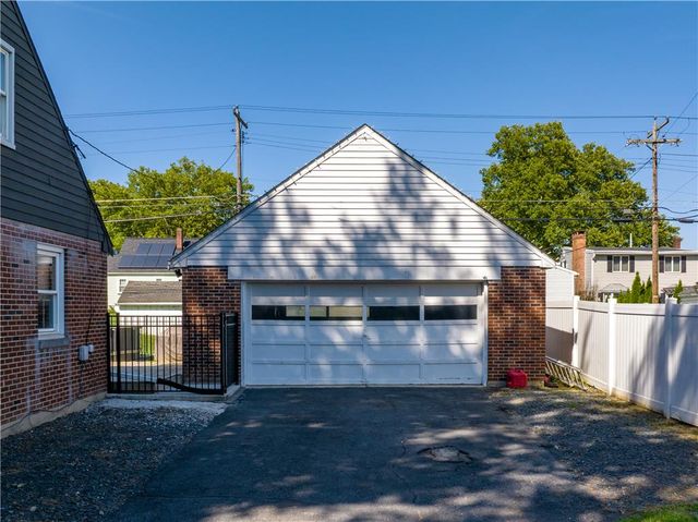 132 Garden Terrace, Nazareth Boro, PA 18064