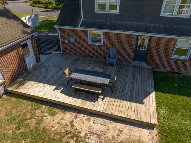 132 Garden Terrace, Nazareth Boro, PA 18064