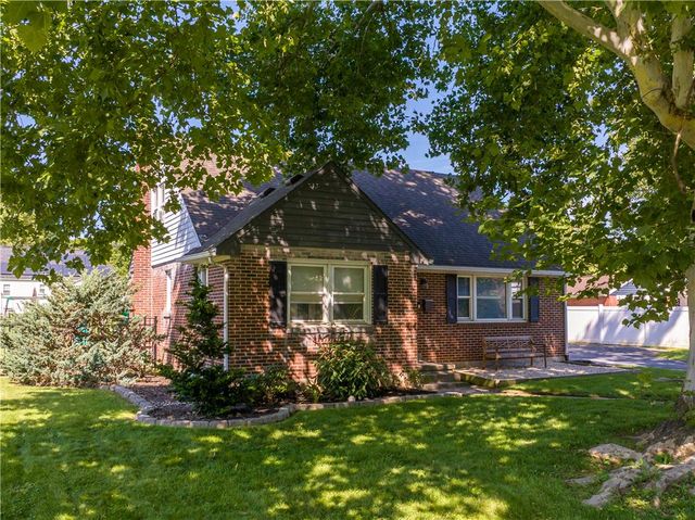132 Garden Terrace, Nazareth Boro, PA 18064