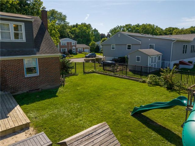 132 Garden Terrace, Nazareth Boro, PA 18064