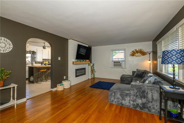 132 Garden Terrace, Nazareth Boro, PA 18064