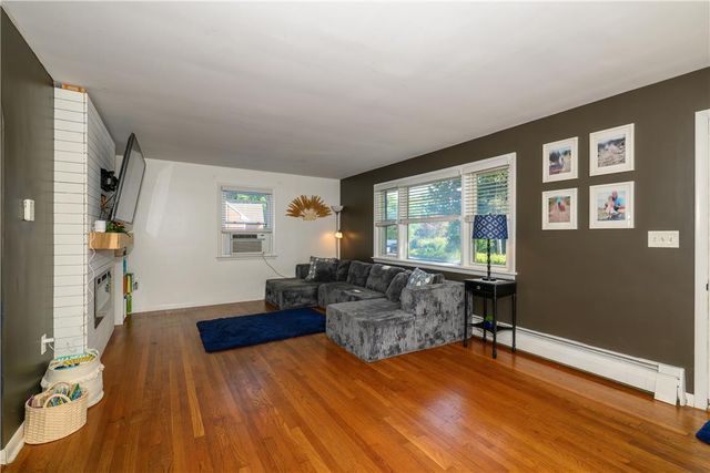 132 Garden Terrace, Nazareth Boro, PA 18064