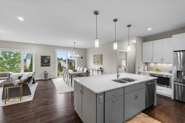 1908 Raptor Drive, Verona, WI 53593