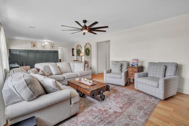 530 Parkers Mill Road, Somerset, KY 42501
