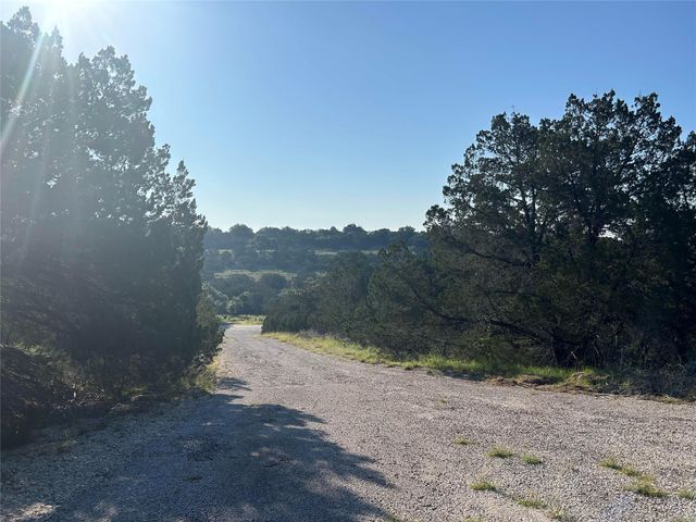 20804 Hawthorne CV, Lago Vista, TX 78645