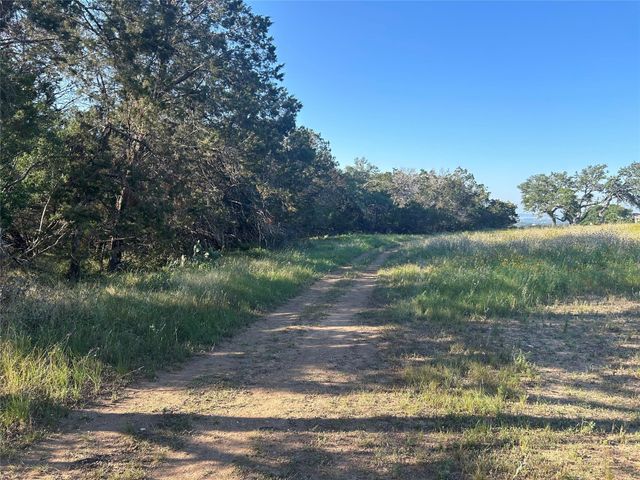 20804 Hawthorne CV, Lago Vista, TX 78645