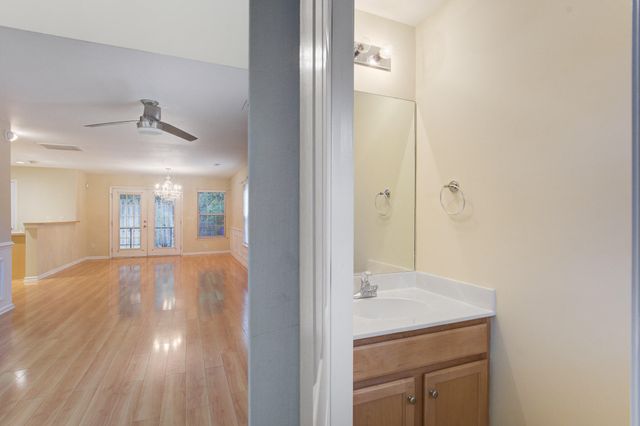 2457 Scholar Lane, North Charleston, SC 29406