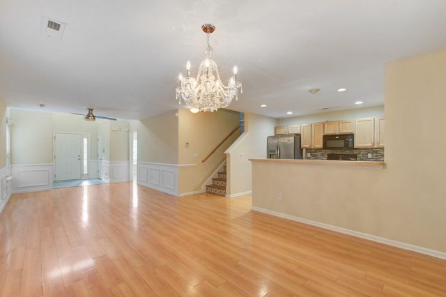 2457 Scholar Lane, North Charleston, SC 29406