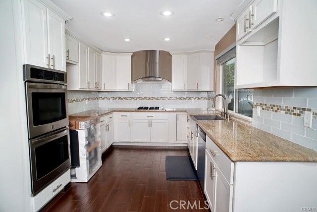 9910 Hanna Avenue, Chatsworth (los Angeles), CA 91311