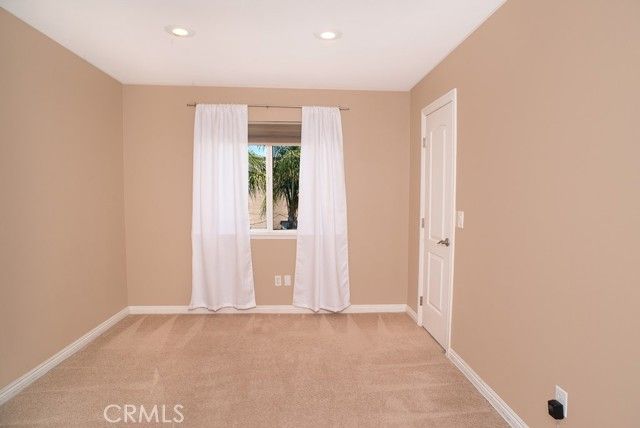 9910 Hanna Avenue, Chatsworth (los Angeles), CA 91311