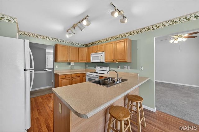 12 Shimmering Lake Court, St Charles, MO 63301