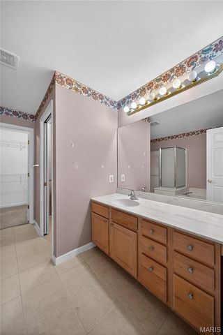 12 Shimmering Lake Court, St Charles, MO 63301