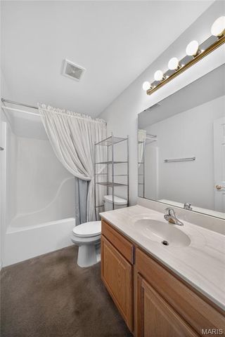 12 Shimmering Lake Court, St Charles, MO 63301