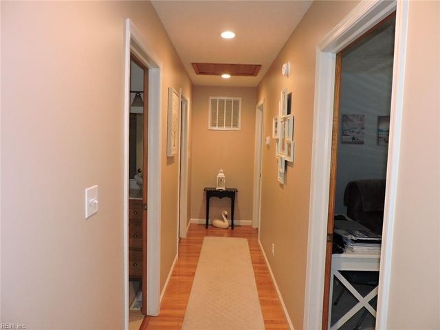 869 Ebenezer Church RD, Cobbs Creek, VA 23035