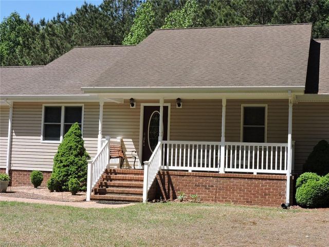 869 Ebenezer Church RD, Cobbs Creek, VA 23035