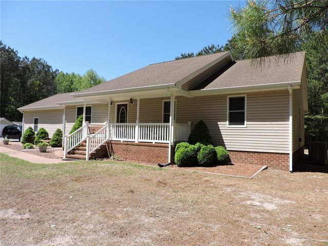 869 Ebenezer Church RD, Cobbs Creek, VA 23035