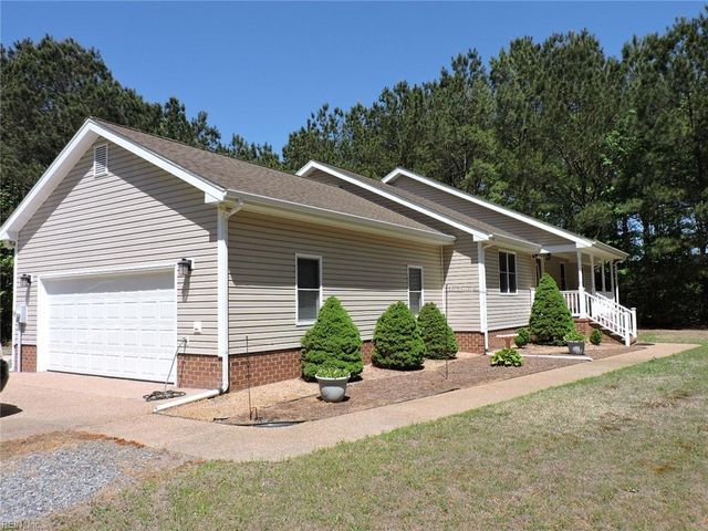 869 Ebenezer Church RD, Cobbs Creek, VA 23035