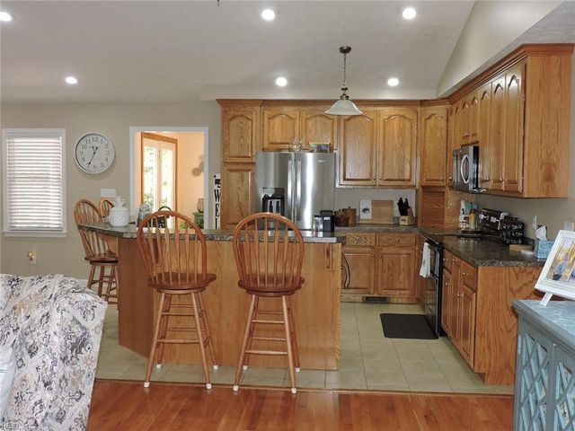 869 Ebenezer Church RD, Cobbs Creek, VA 23035