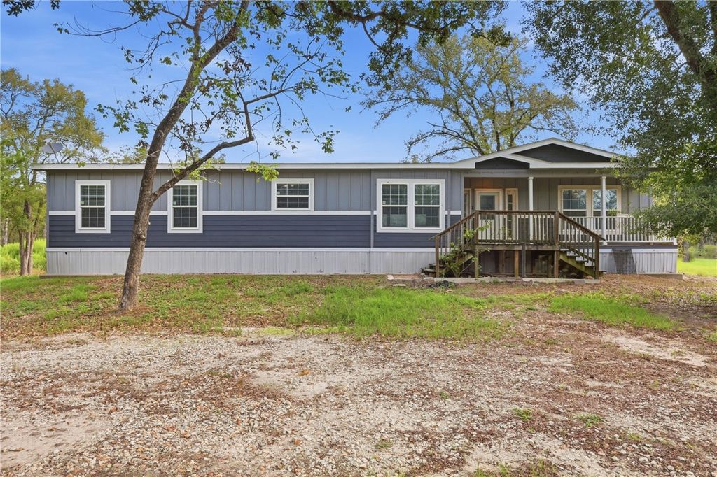 3655 County Road 152, Bedias, TX 77831 — exterior