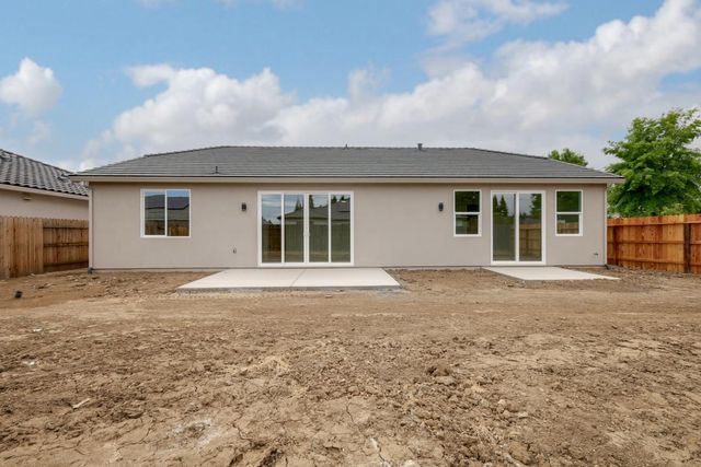 3347 John Freemont, Sutter, CA 95993
