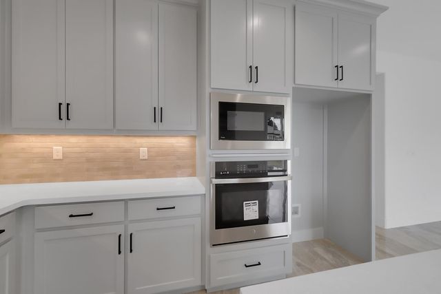 3347 John Freemont, Sutter, CA 95993