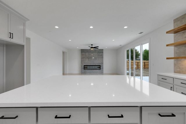 3347 John Freemont, Sutter, CA 95993