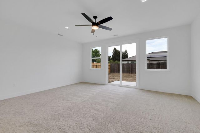 3347 John Freemont, Sutter, CA 95993
