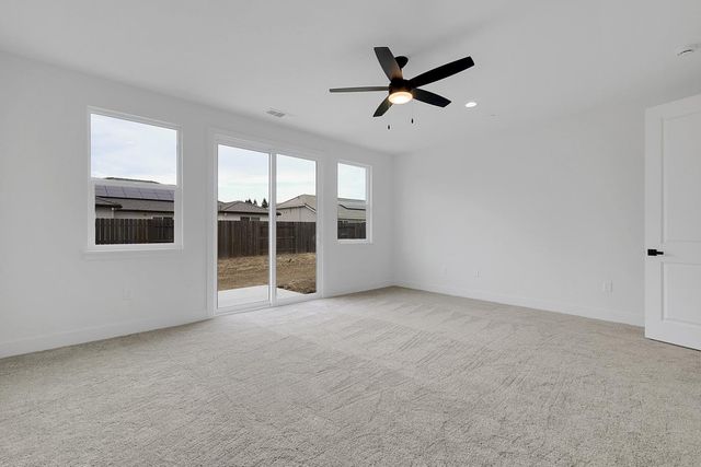 3347 John Freemont, Sutter, CA 95993