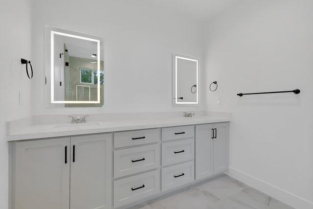 3347 John Freemont, Sutter, CA 95993