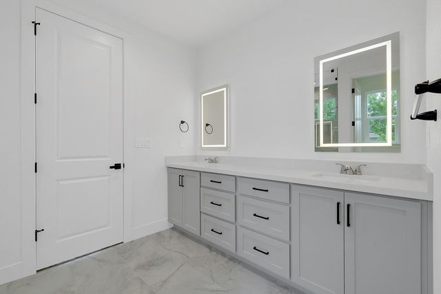 3347 John Freemont, Sutter, CA 95993