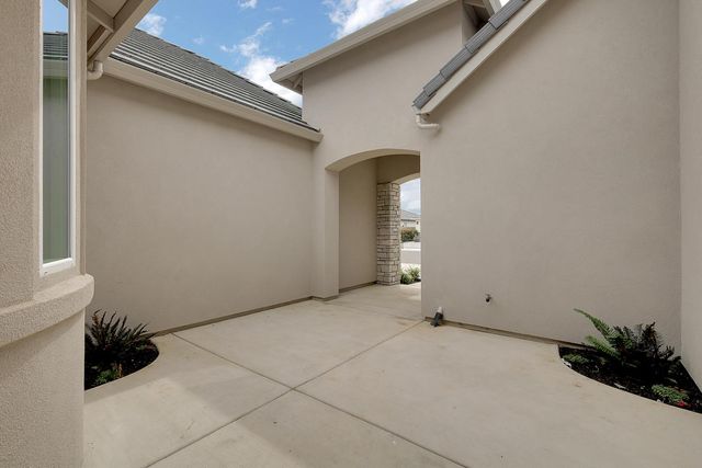 3347 John Freemont, Sutter, CA 95993