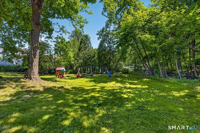 305 Lenox Street, New Haven, CT 06513