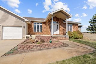 220 Prairie Ridge Rd, Salina, KS 67401