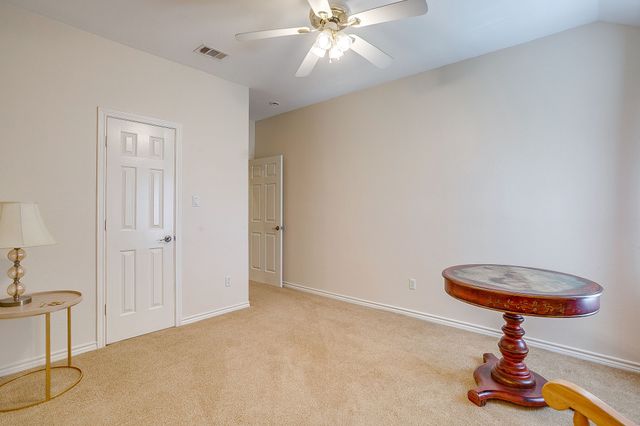 126 Hunters Glen Drive, Waxahachie, TX 75167