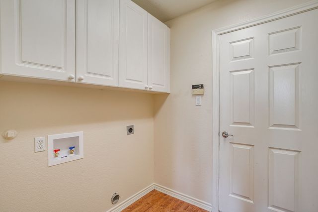 126 Hunters Glen Drive, Waxahachie, TX 75167