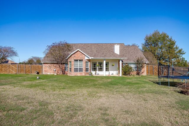 126 Hunters Glen Drive, Waxahachie, TX 75167