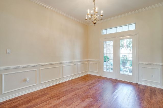 126 Hunters Glen Drive, Waxahachie, TX 75167