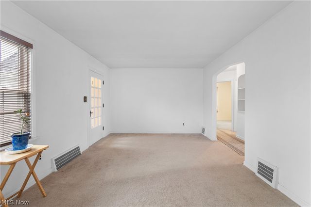 1211 Sunset Road, Mayfield Heights, OH 44124