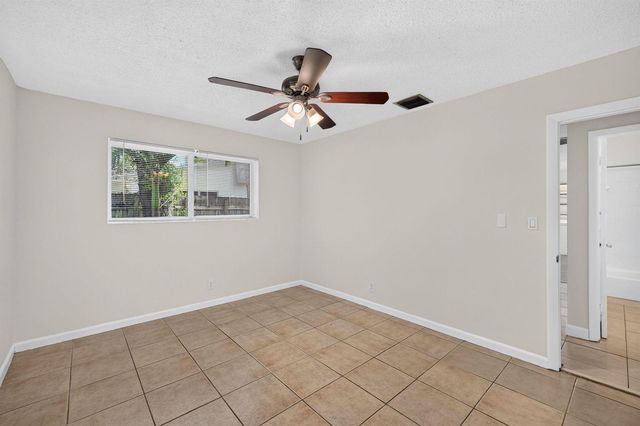 2500 SW 18th Terrace 5, Fort Lauderdale, FL 33315
