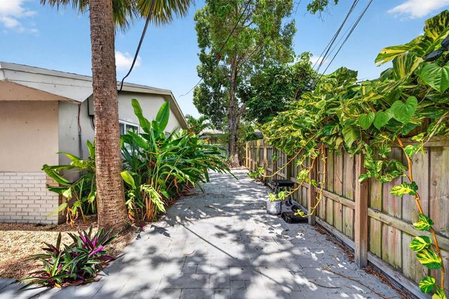 2500 SW 18th Terrace 5, Fort Lauderdale, FL 33315